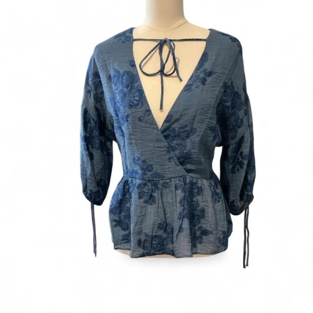 Ted Baker London Peplum Top Womens 4 Blue Floral Burnout Kaarin Wrap Blouse